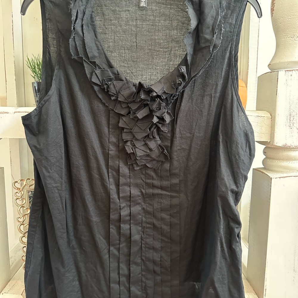 Elegant Black Sleeveless Top